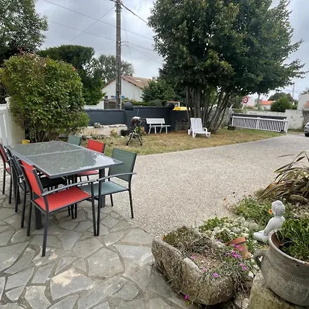Maison De Calme Pour 4-6 Personnes