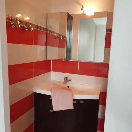 Holiday home Maison De Calme Pour 4-6 Personnes